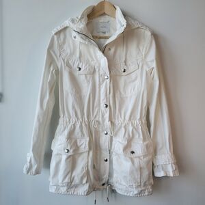 Aritzia Talula Trooper Jacket in color White